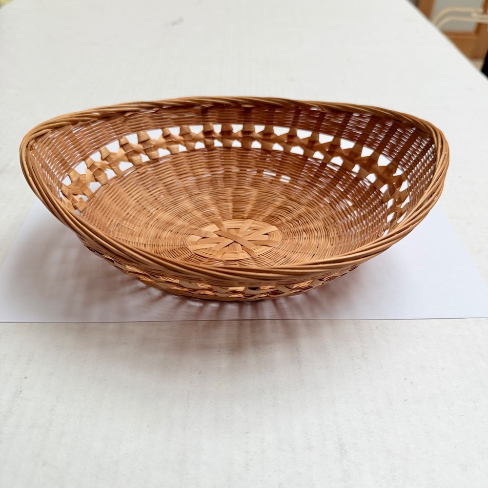 Vintage Woven Wicker Basket Medium Brown Natural Boho Centerpiece Cottage Farm